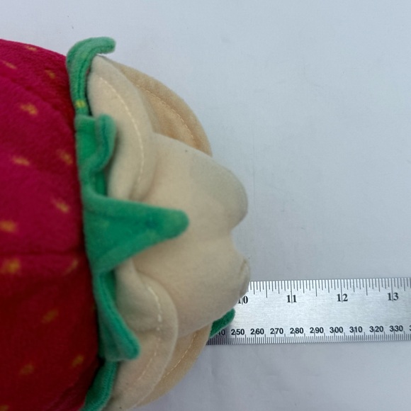 Vtg Strawberry Kitchen Bundle 🍓 Melamine Containers + 1988 Country Yumkin Plush - Picture 12 of 13